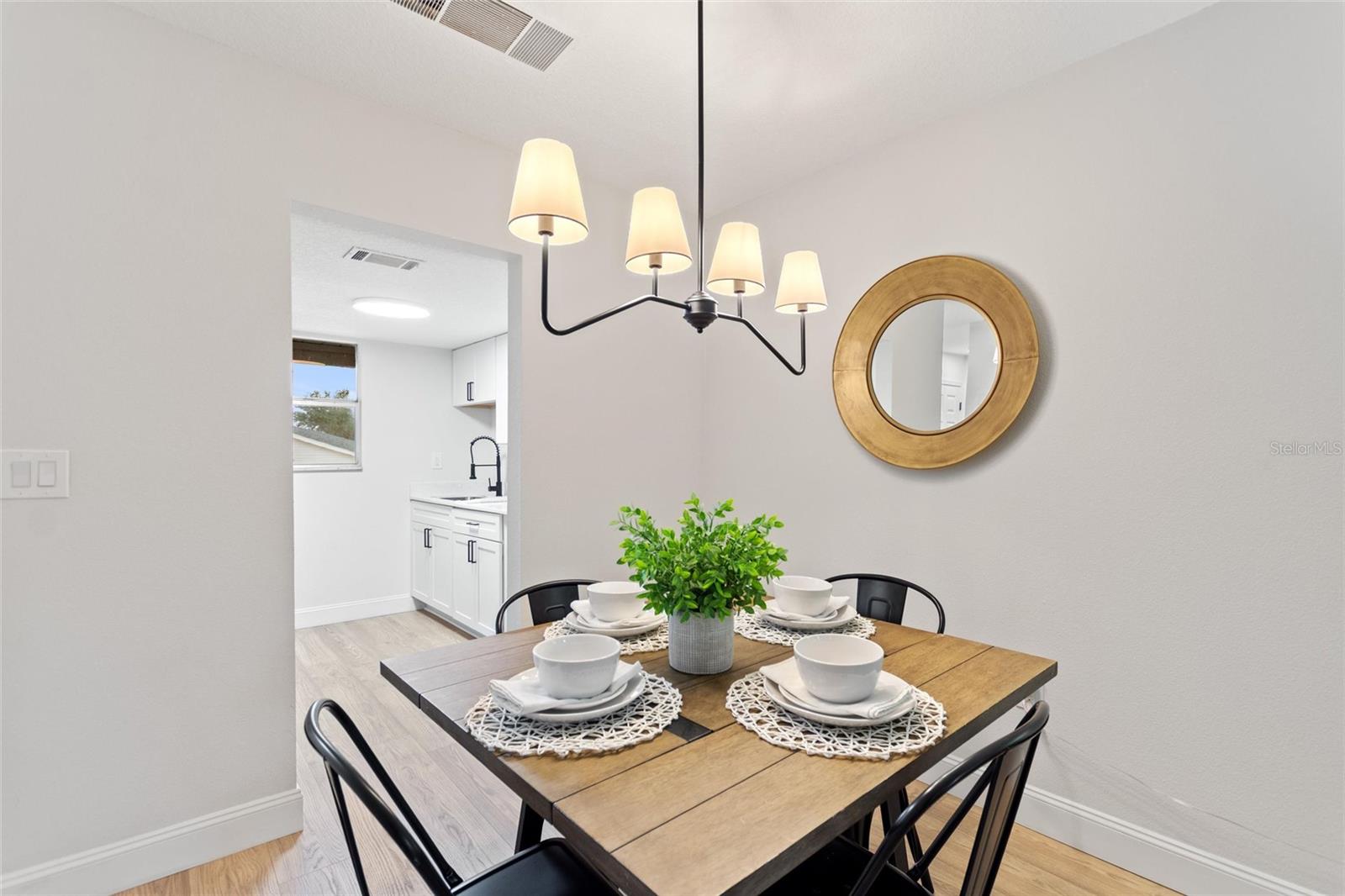 A4674582 Property Photo