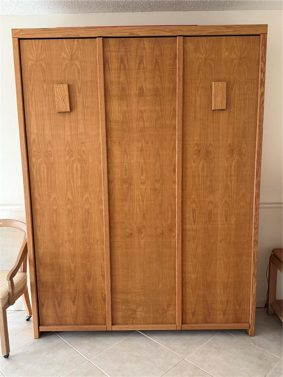 TB8454740 Property Photo