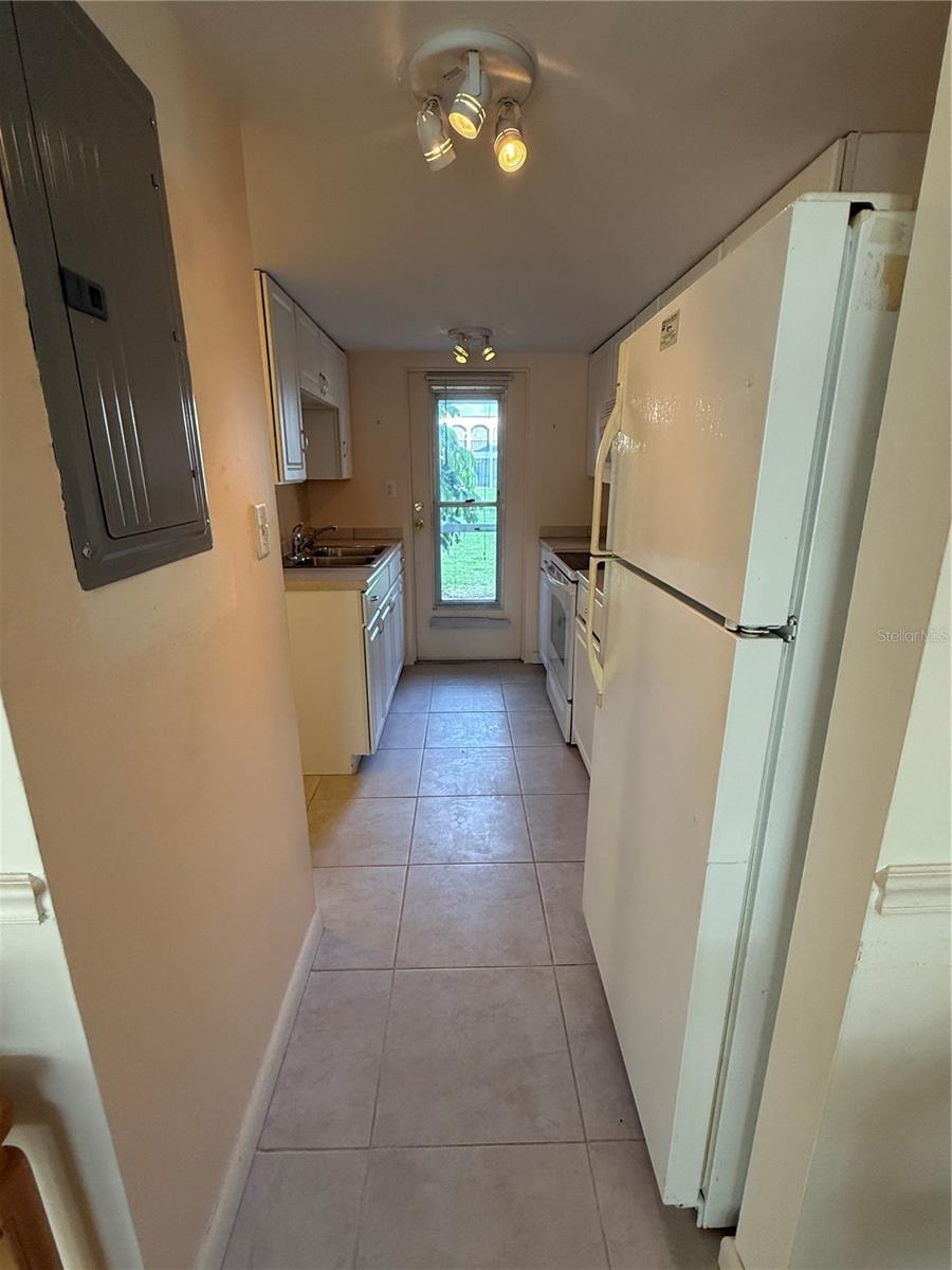 TB8454740 Property Photo