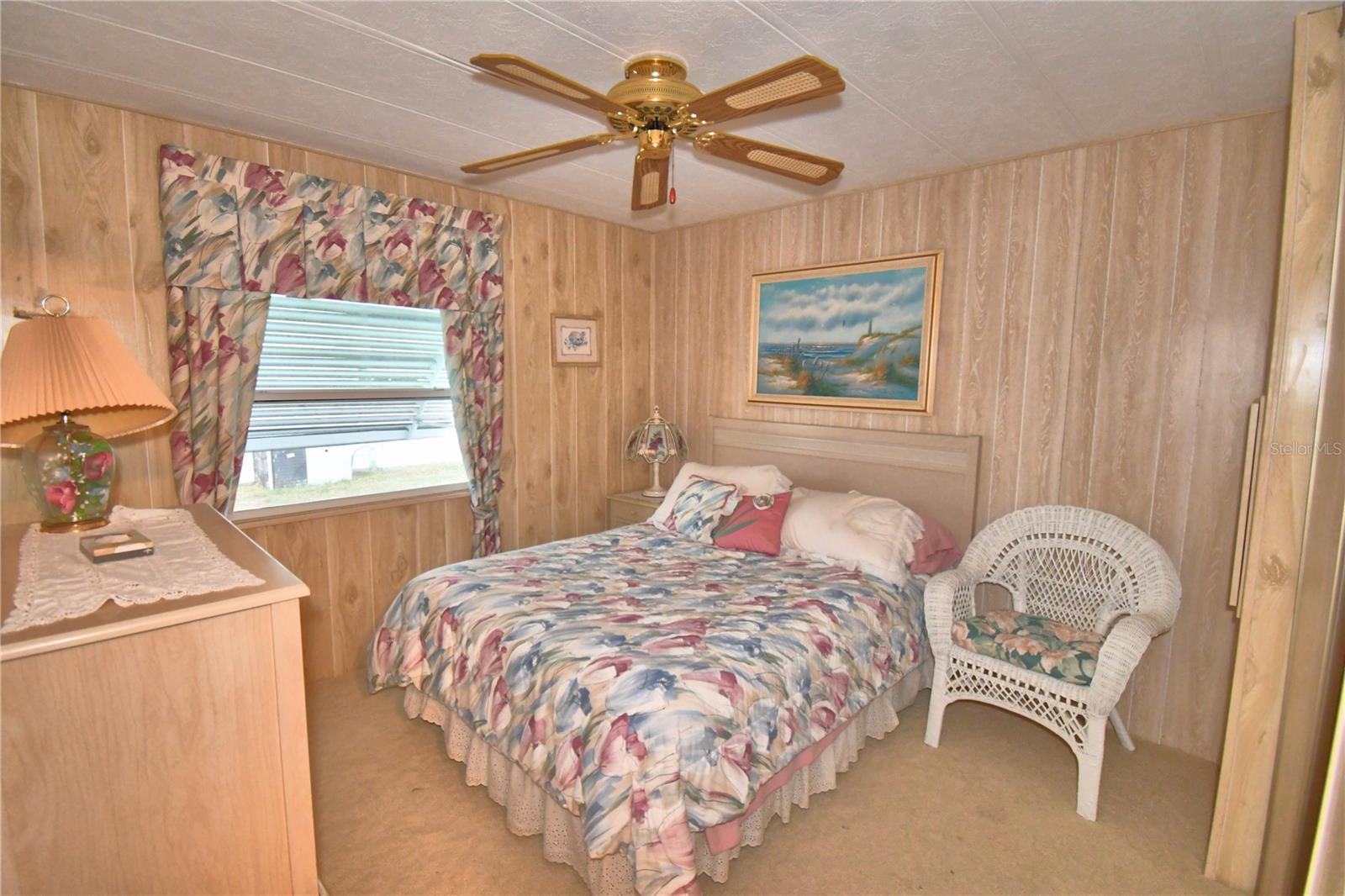 P4937233 Property Photo