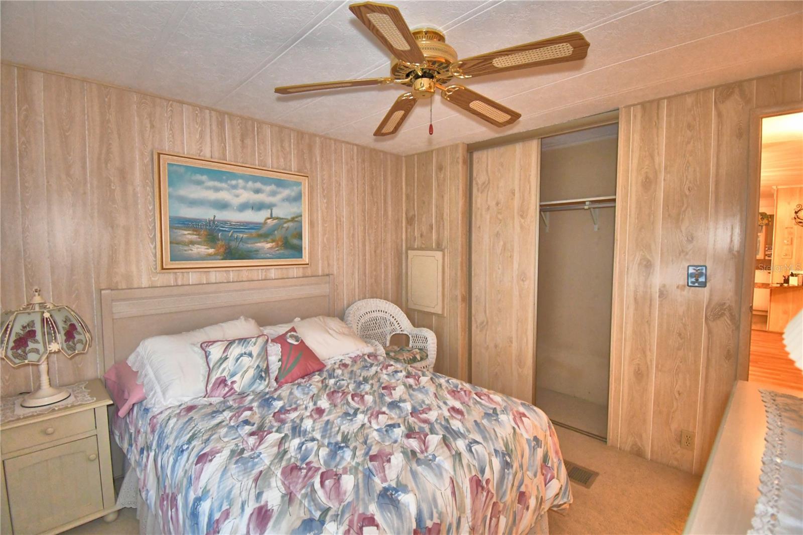 P4937233 Property Photo