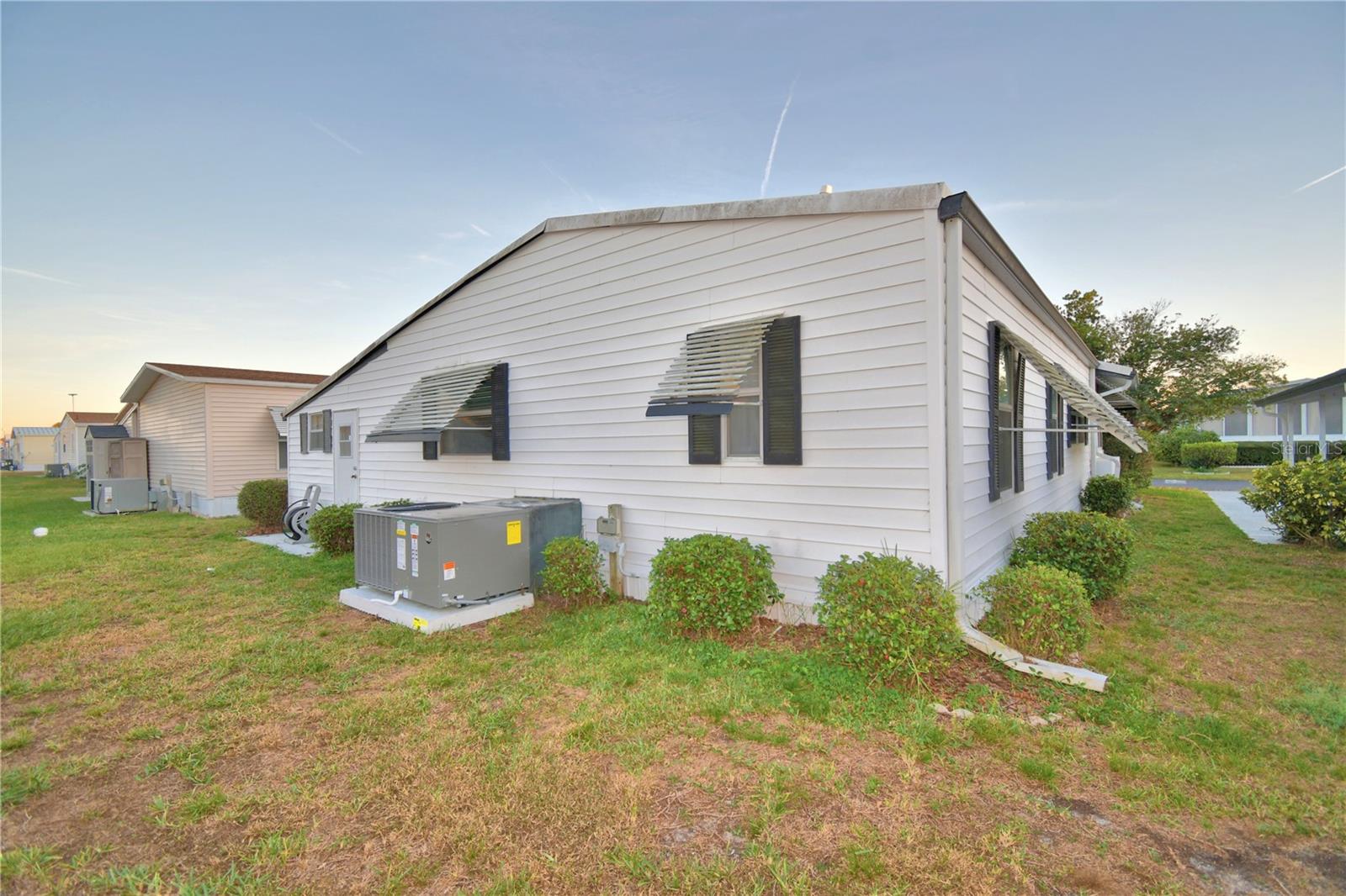 P4937233 Property Photo