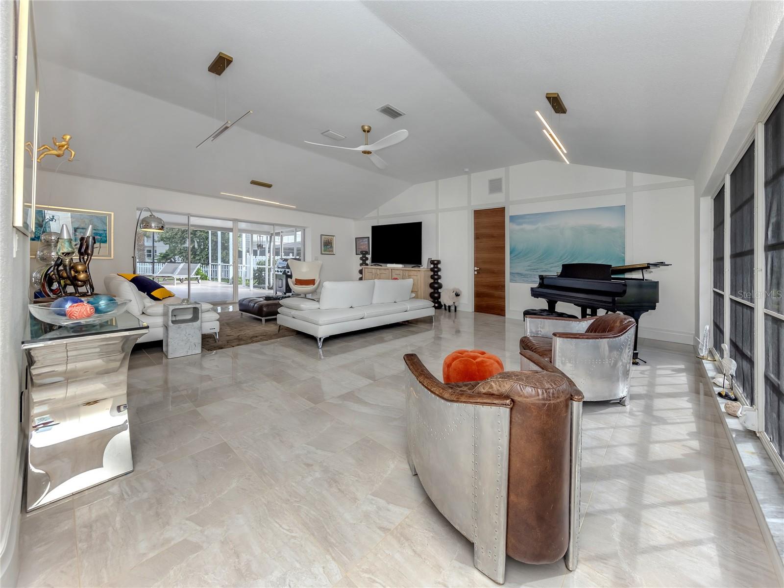 N6141843 Property Photo