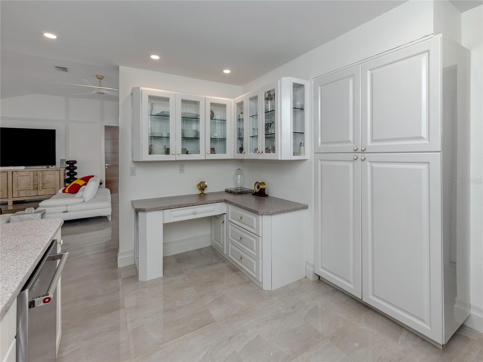 N6141843 Property Photo