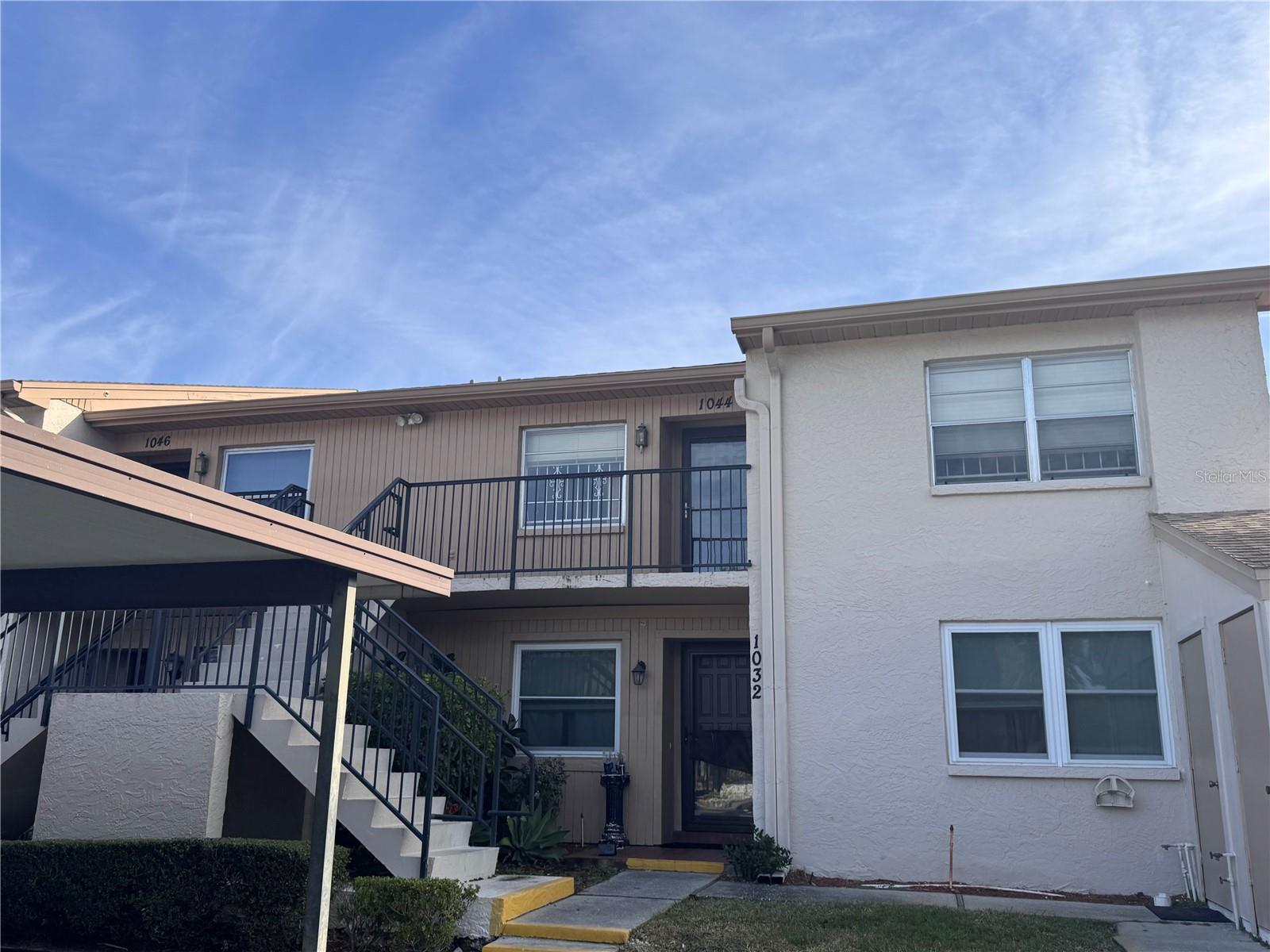 Front of the building at 1044 Bowsprit Ln