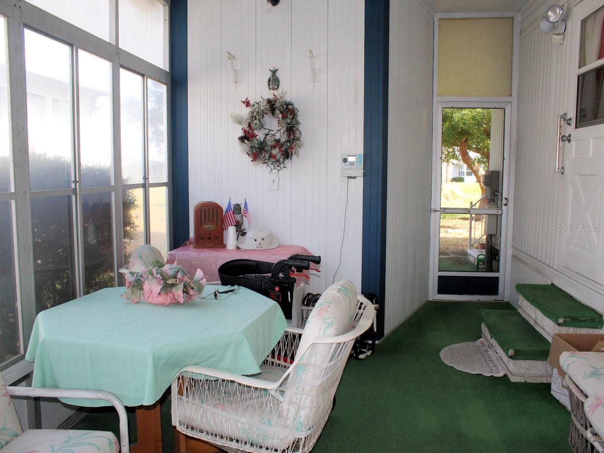 TB8454826 Property Photo