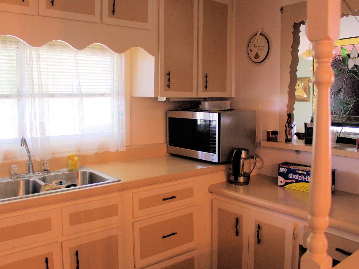 TB8454826 Property Photo