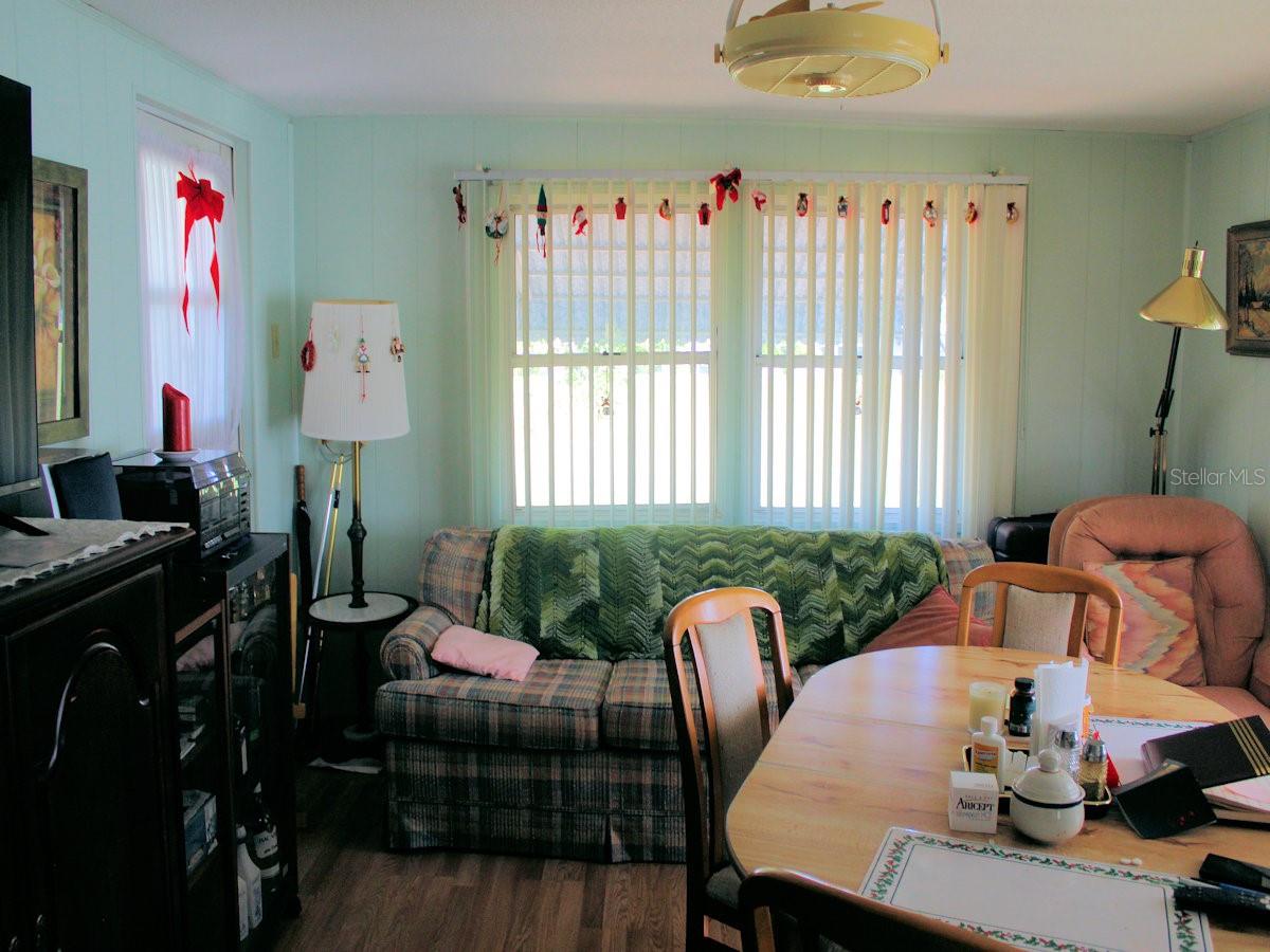 TB8454826 Property Photo