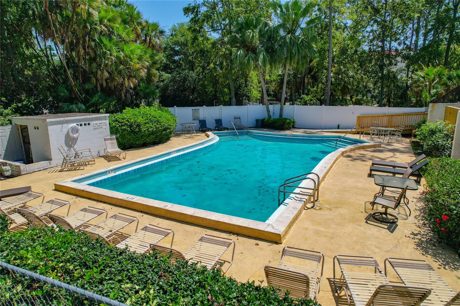 P4937234 Property Photo