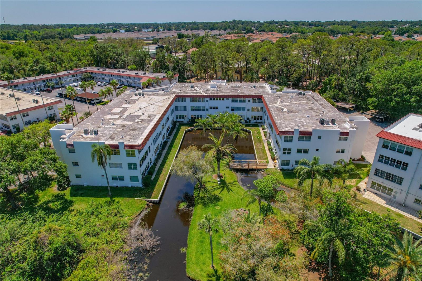 P4937234 Property Photo