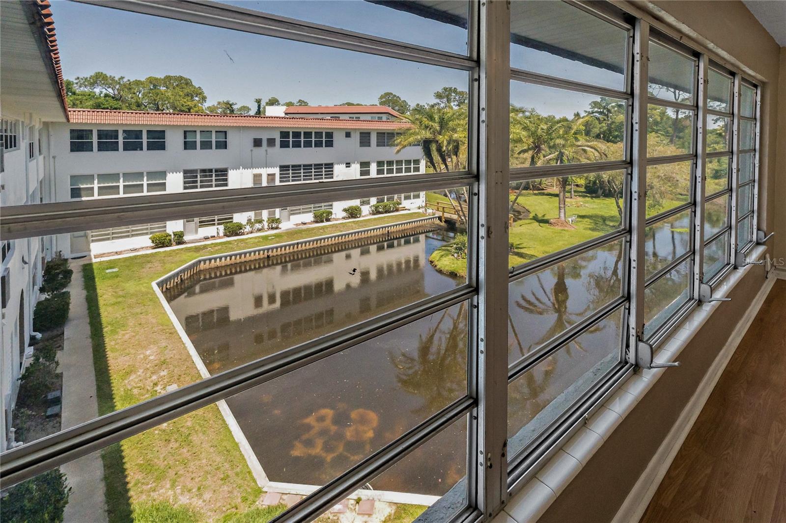 P4937234 Property Photo