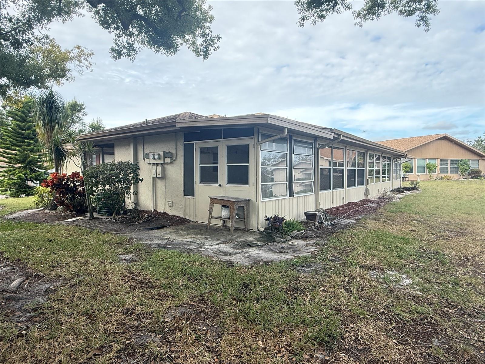 TB8454841 Property Photo