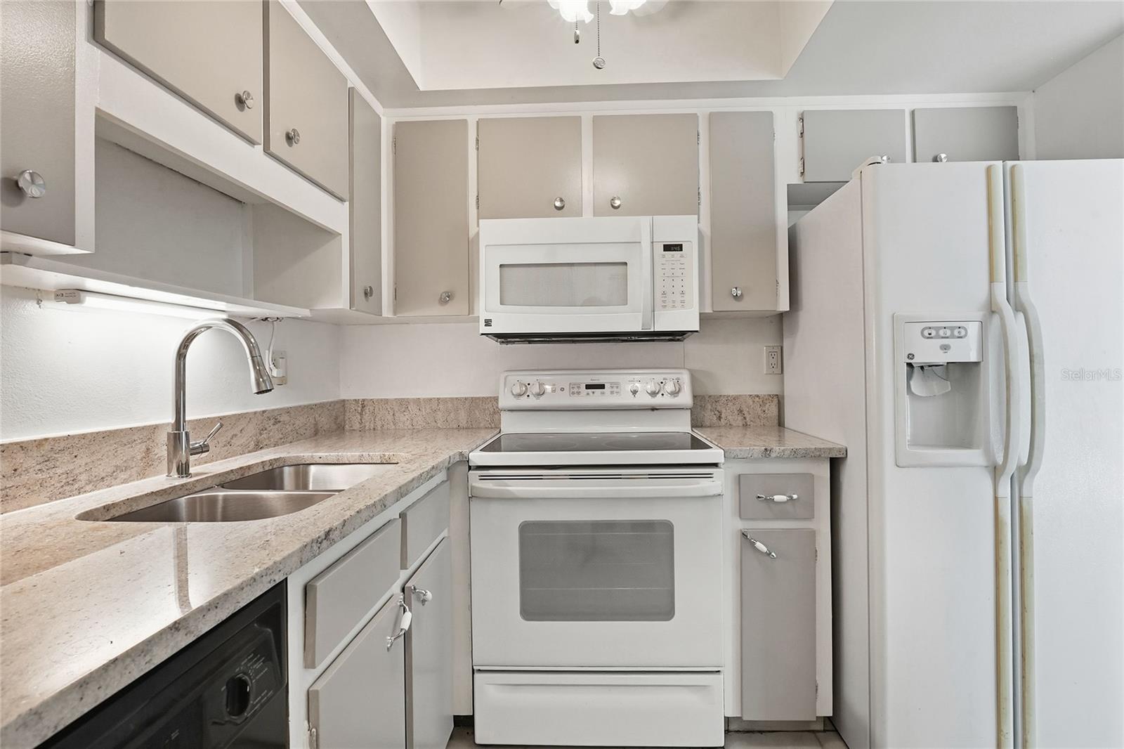 L4957783 Property Photo