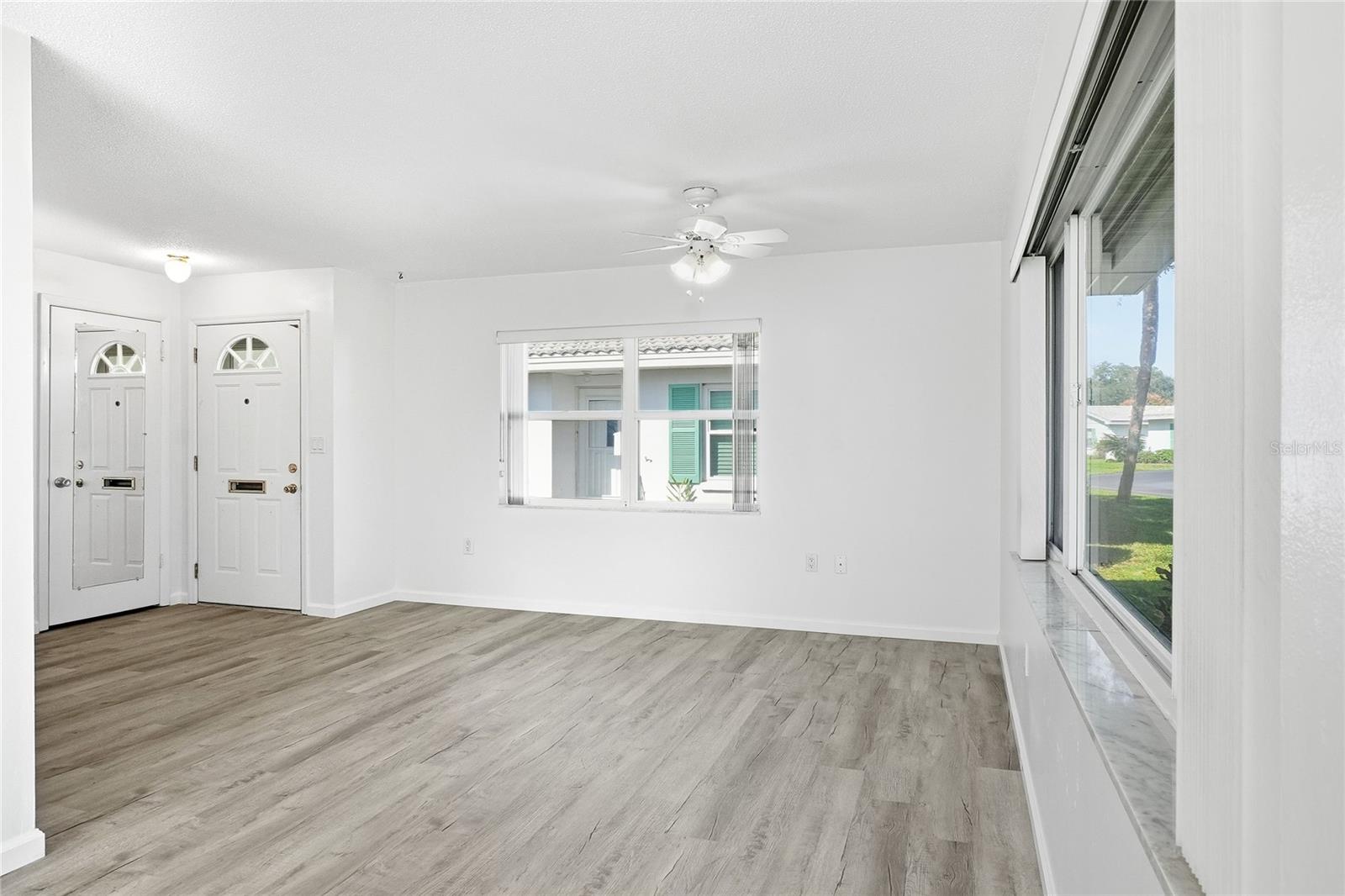 L4957783 Property Photo