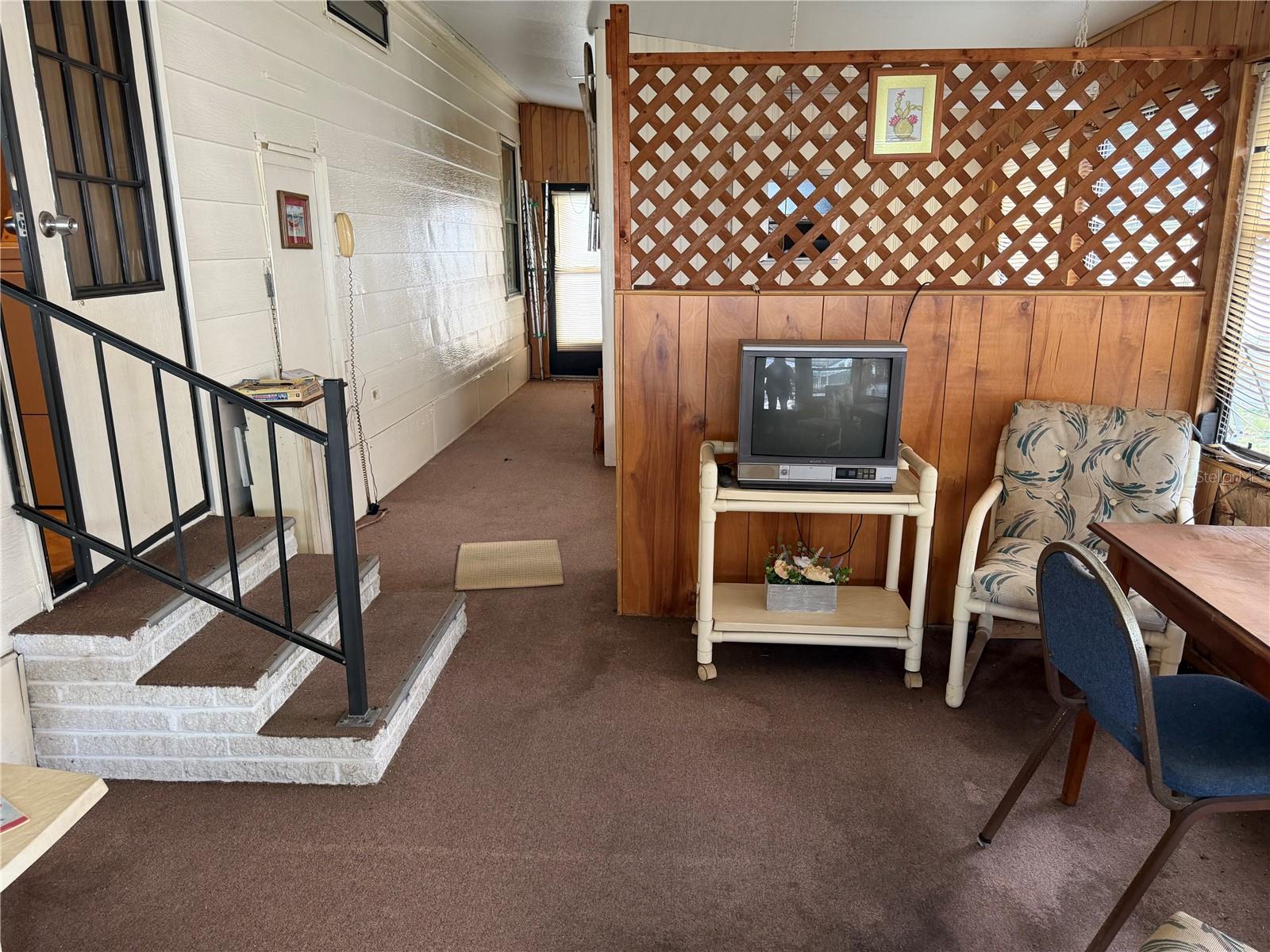 B4902122 Property Photo