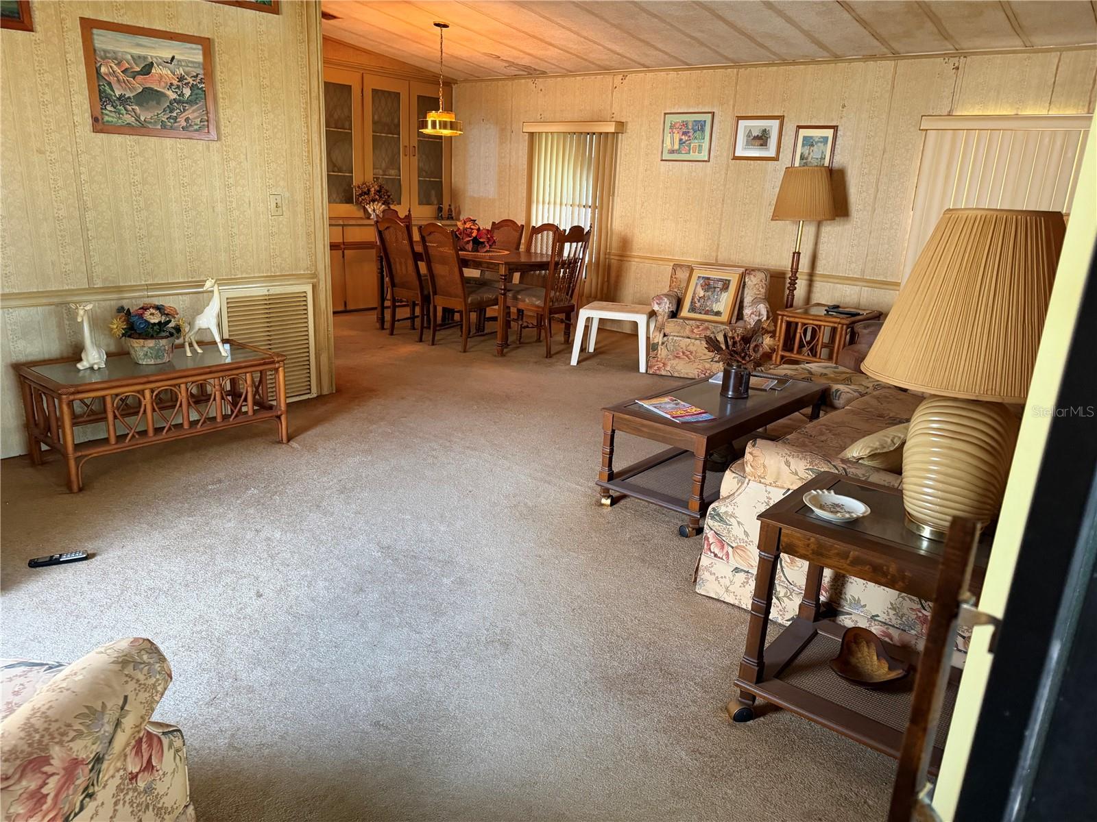 B4902122 Property Photo