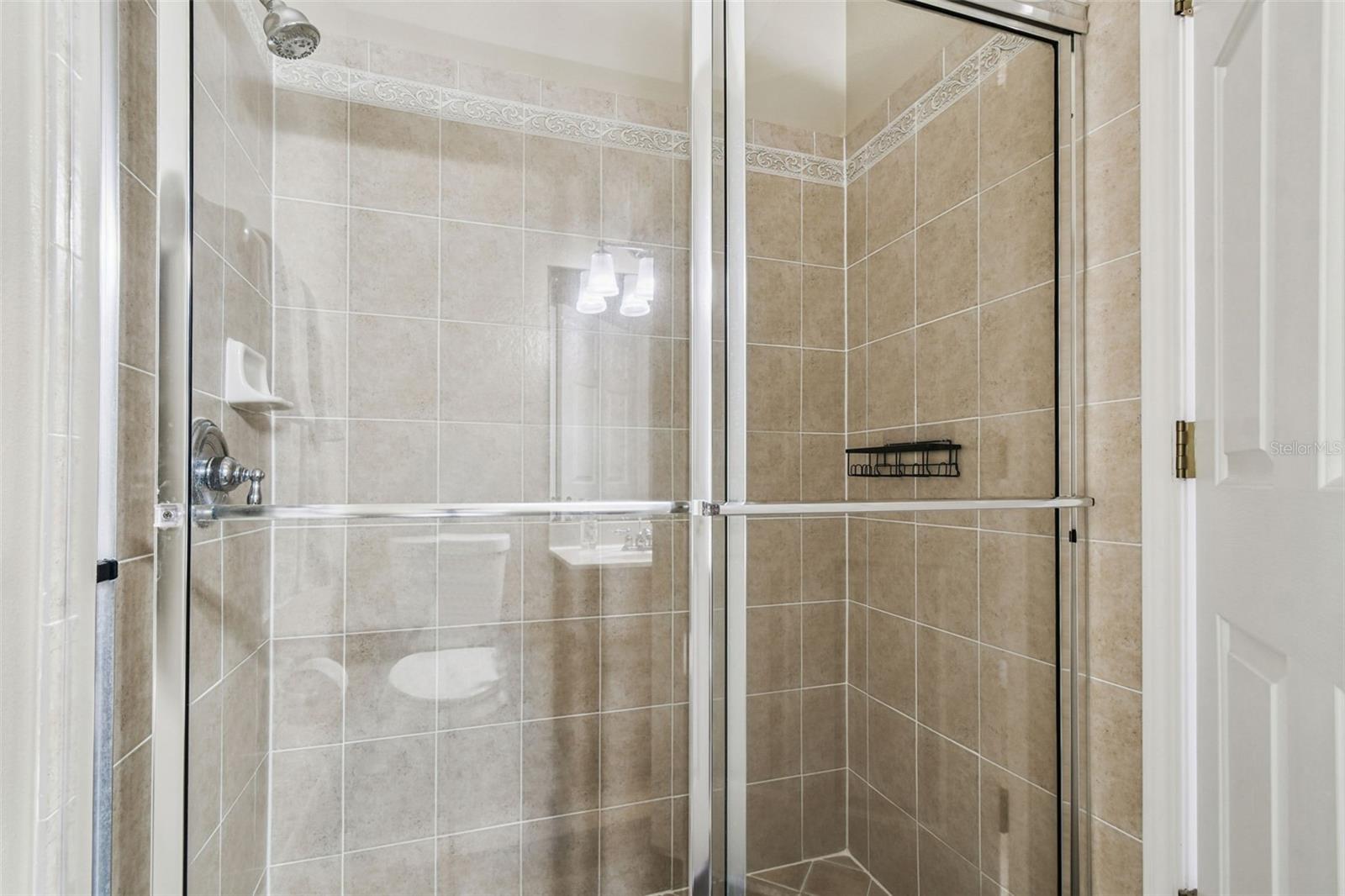 Upgraded stall shower bath 4