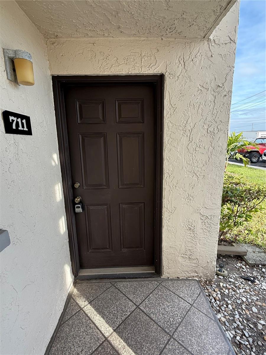 TB8454889 Property Photo