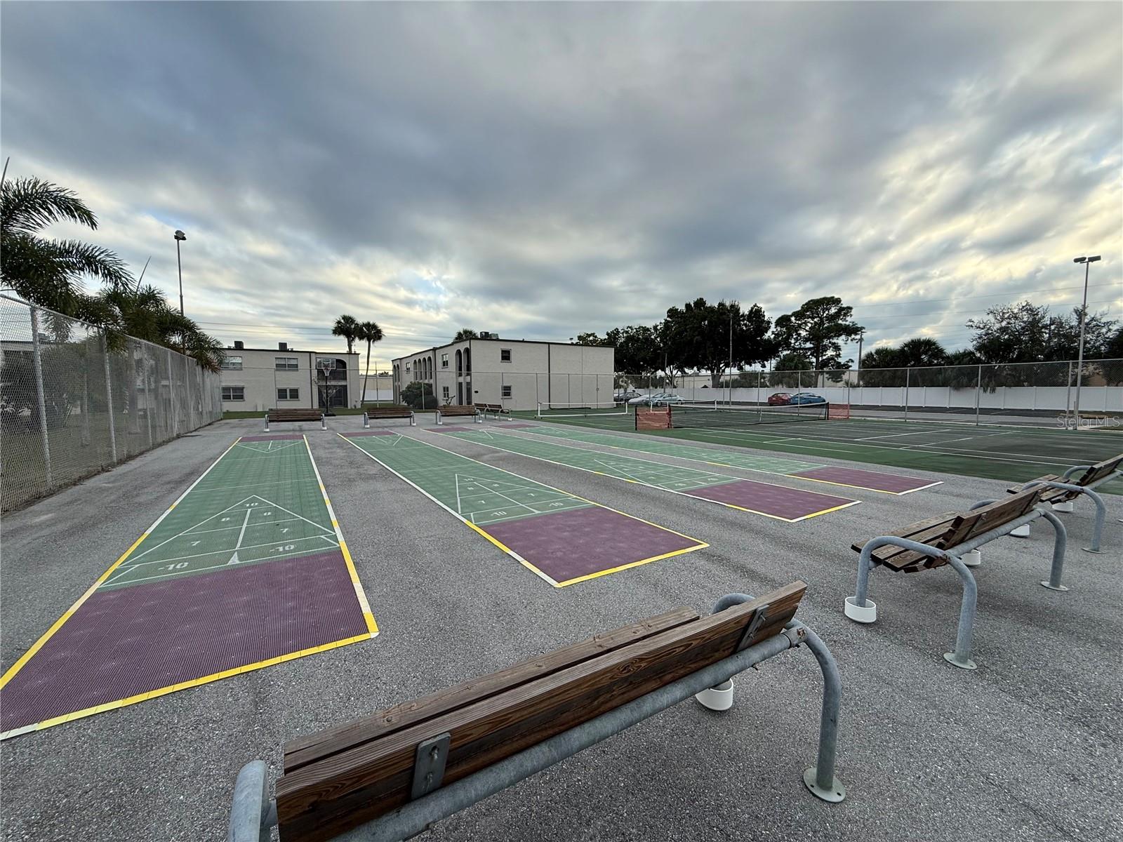 TB8454889 Property Photo