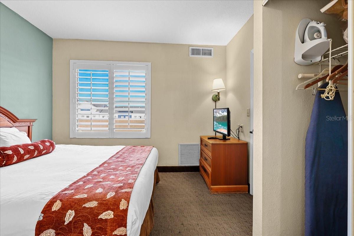 O6366072 Property Photo