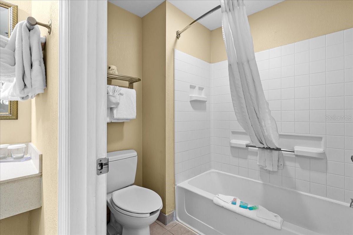 O6366072 Property Photo