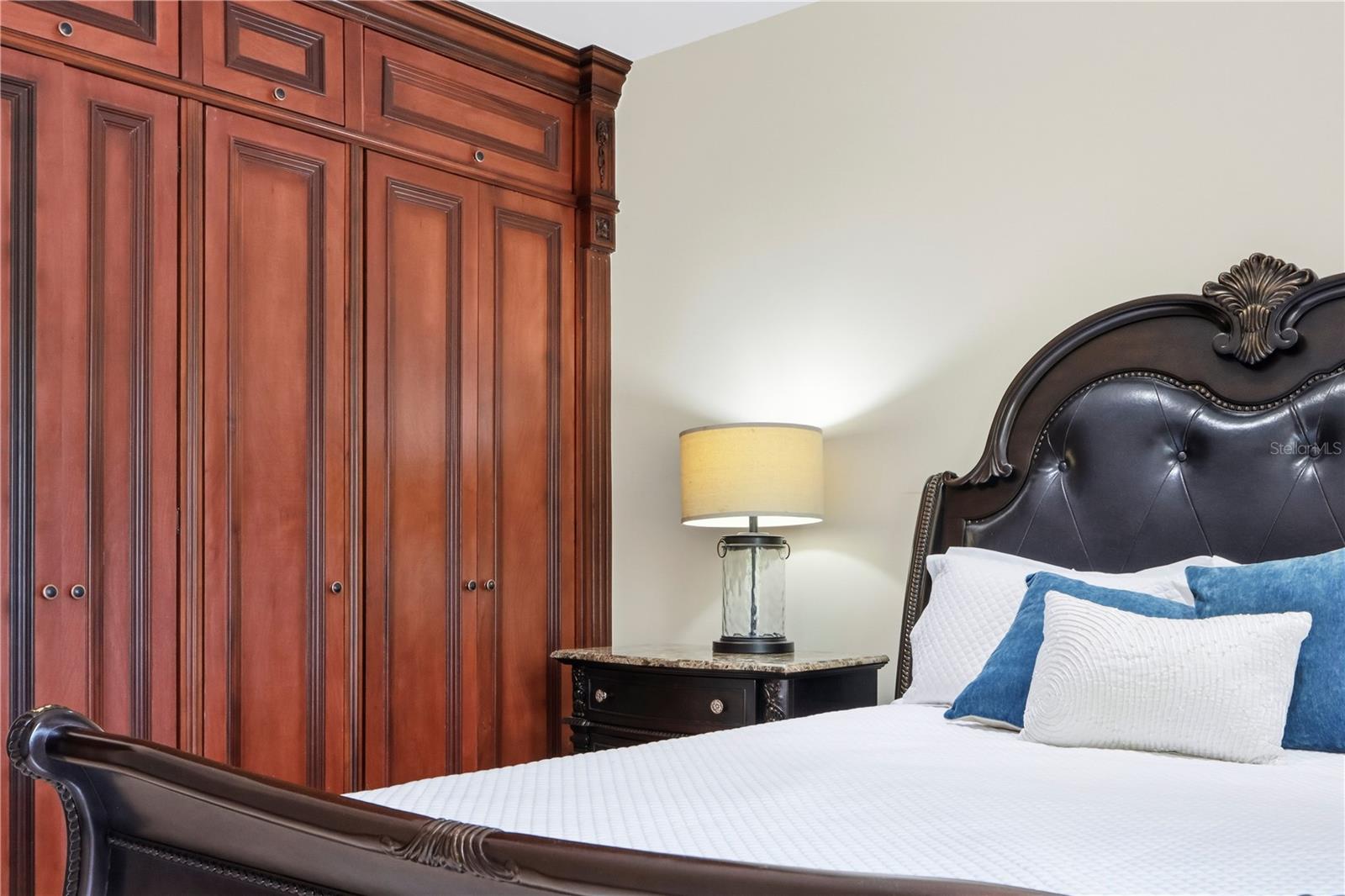 PR9117865 Property Photo