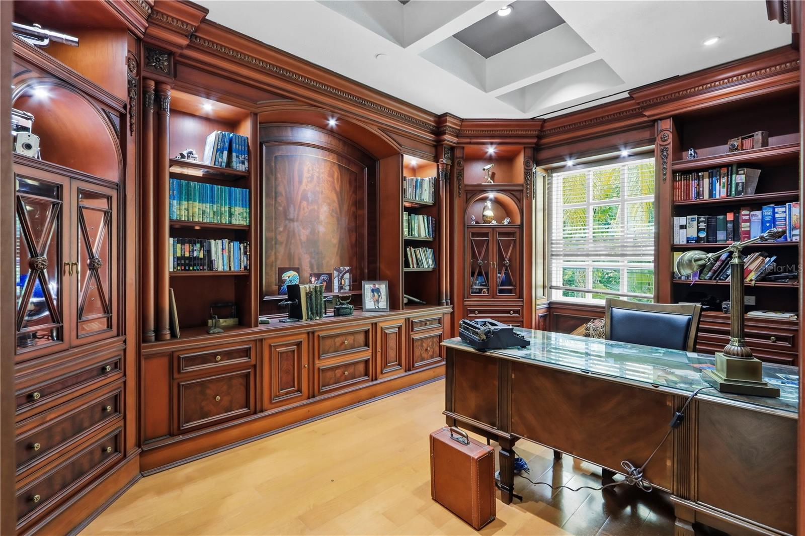 PR9117865 Property Photo