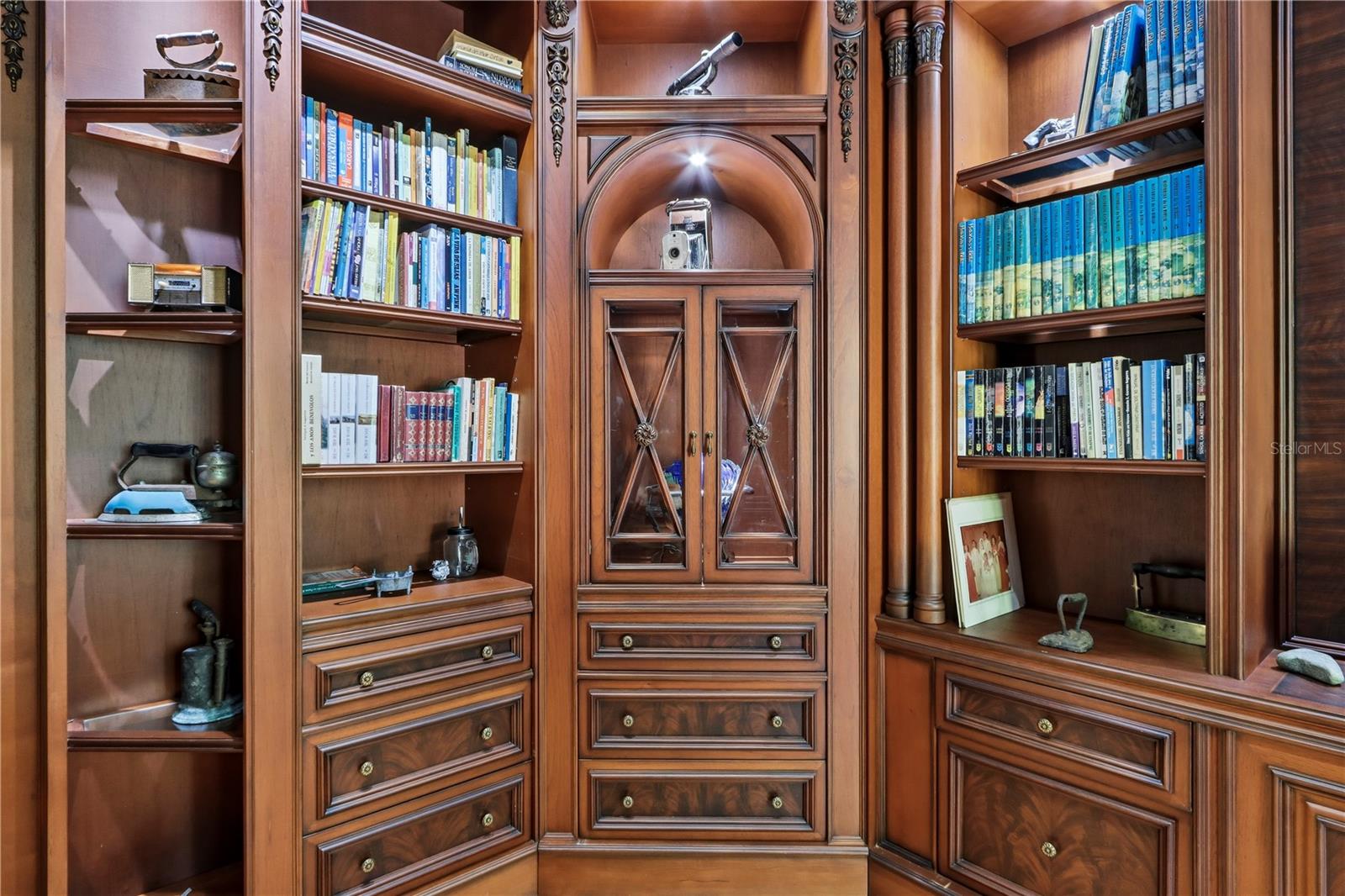 PR9117865 Property Photo