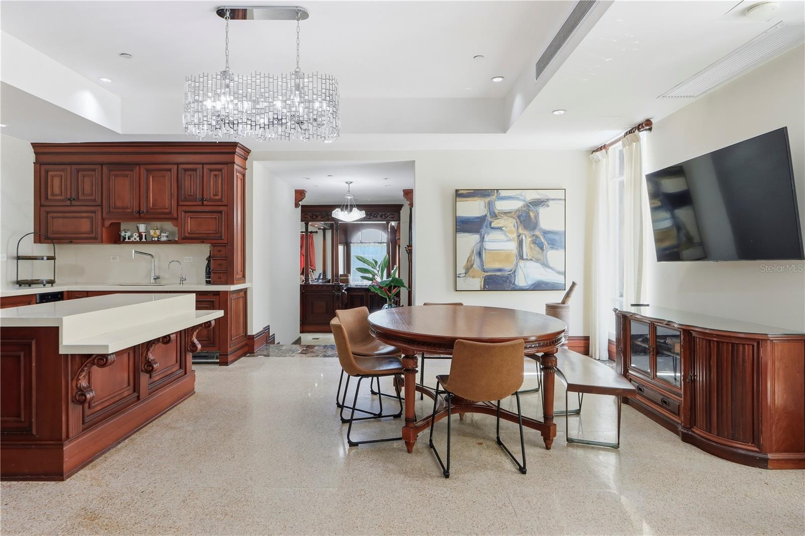 PR9117865 Property Photo