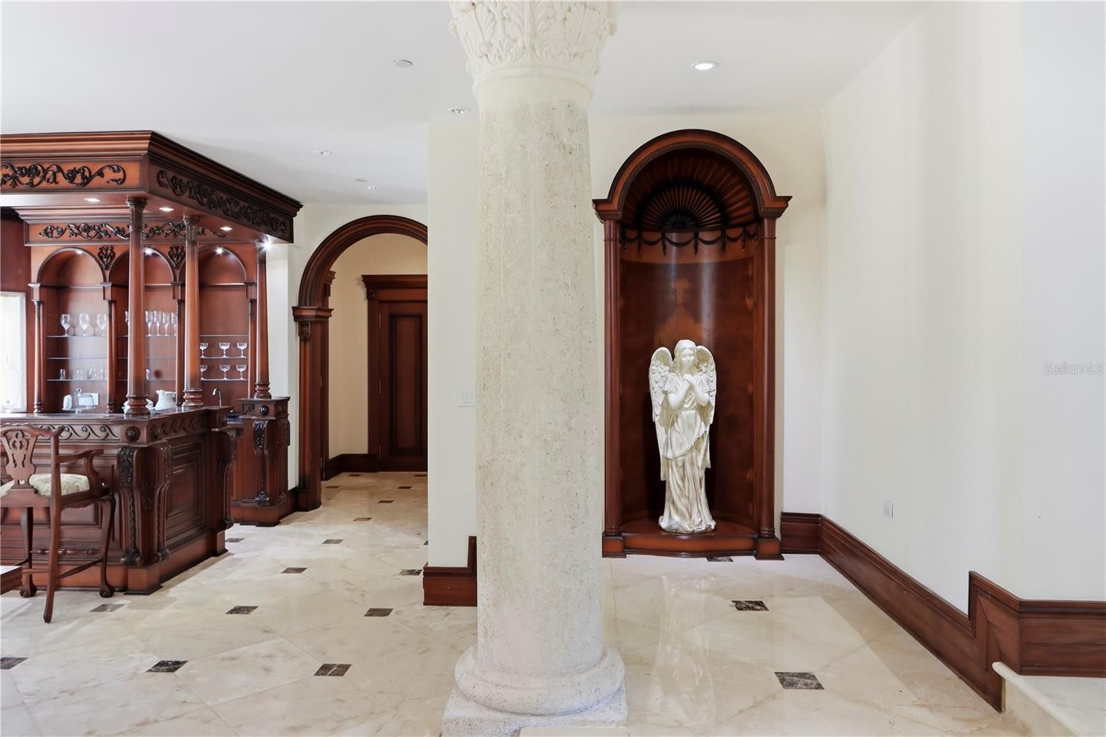 PR9117865 Property Photo