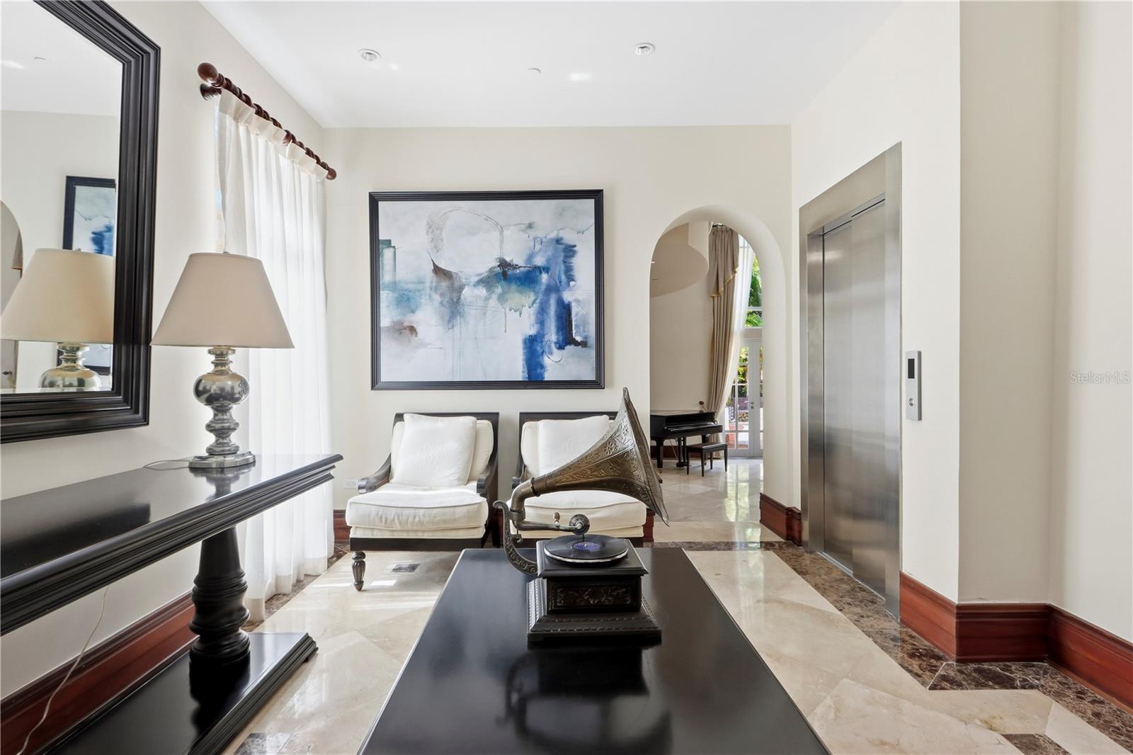 PR9117865 Property Photo