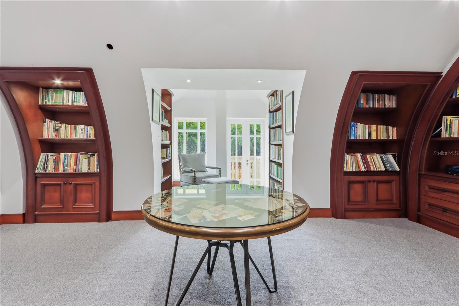 PR9117865 Property Photo