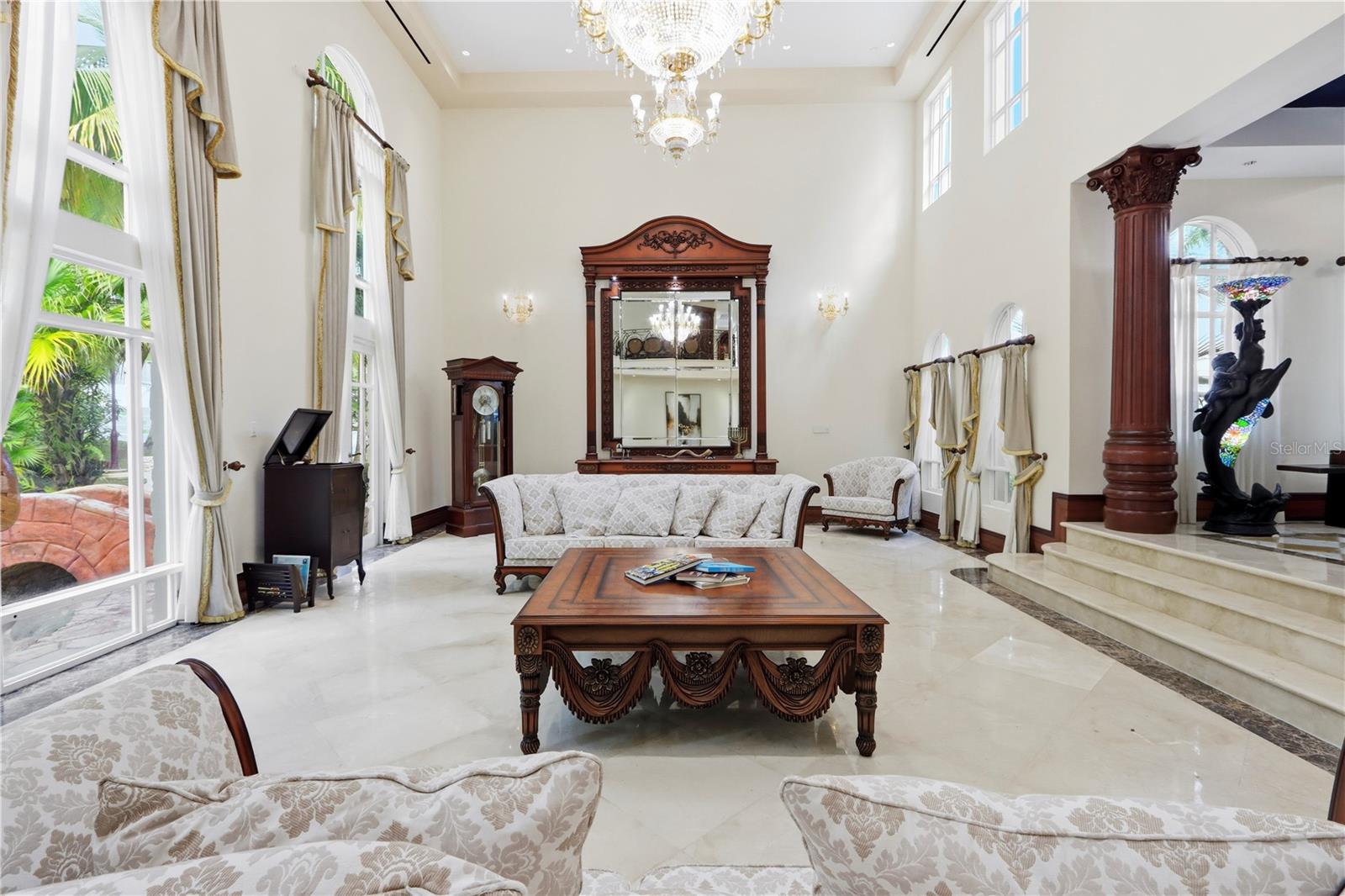 PR9117865 Property Photo