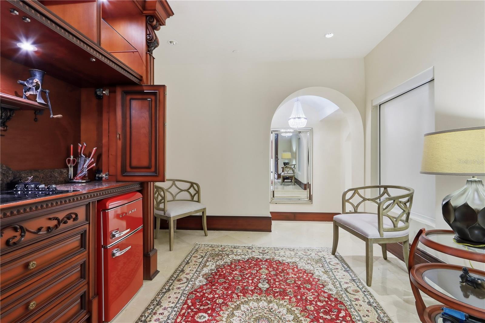 PR9117865 Property Photo