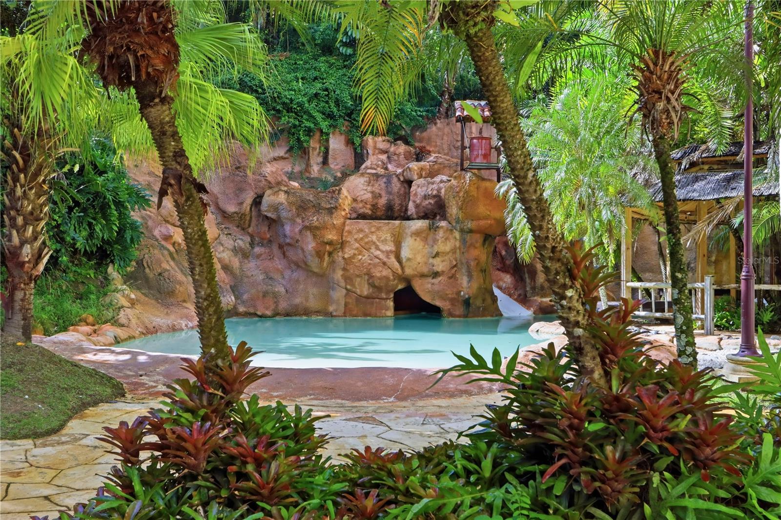 PR9117865 Property Photo