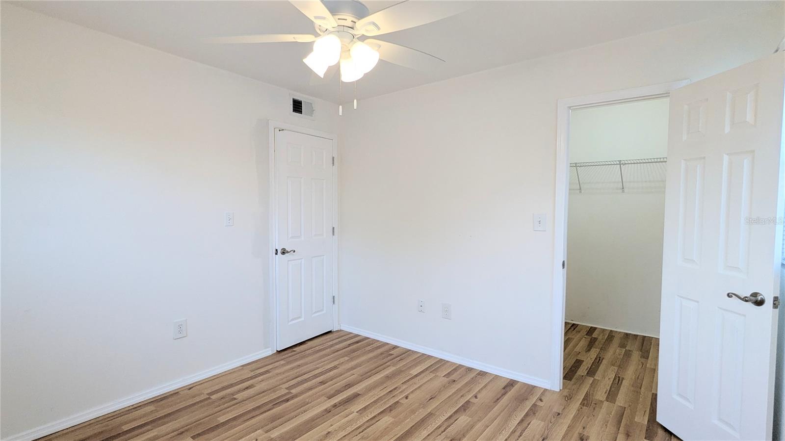 C7518815 Property Photo