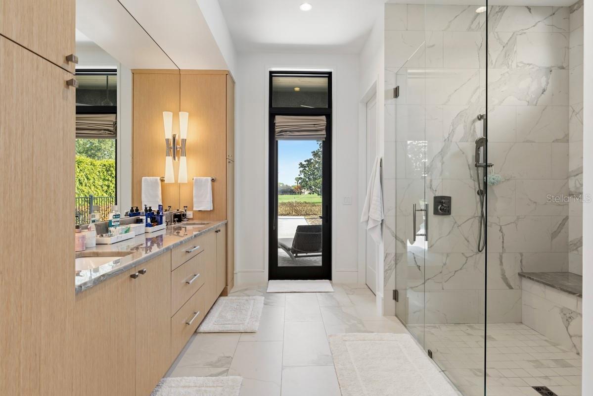 O6366095 Property Photo