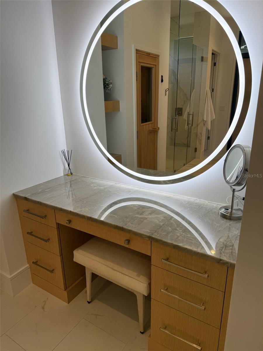 O6366095 Property Photo