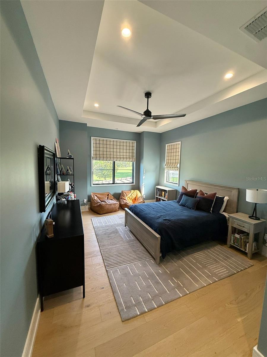 O6366095 Property Photo