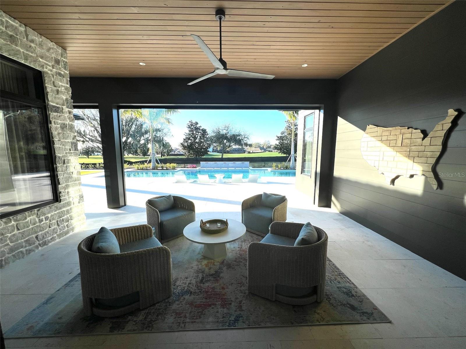 O6366095 Property Photo