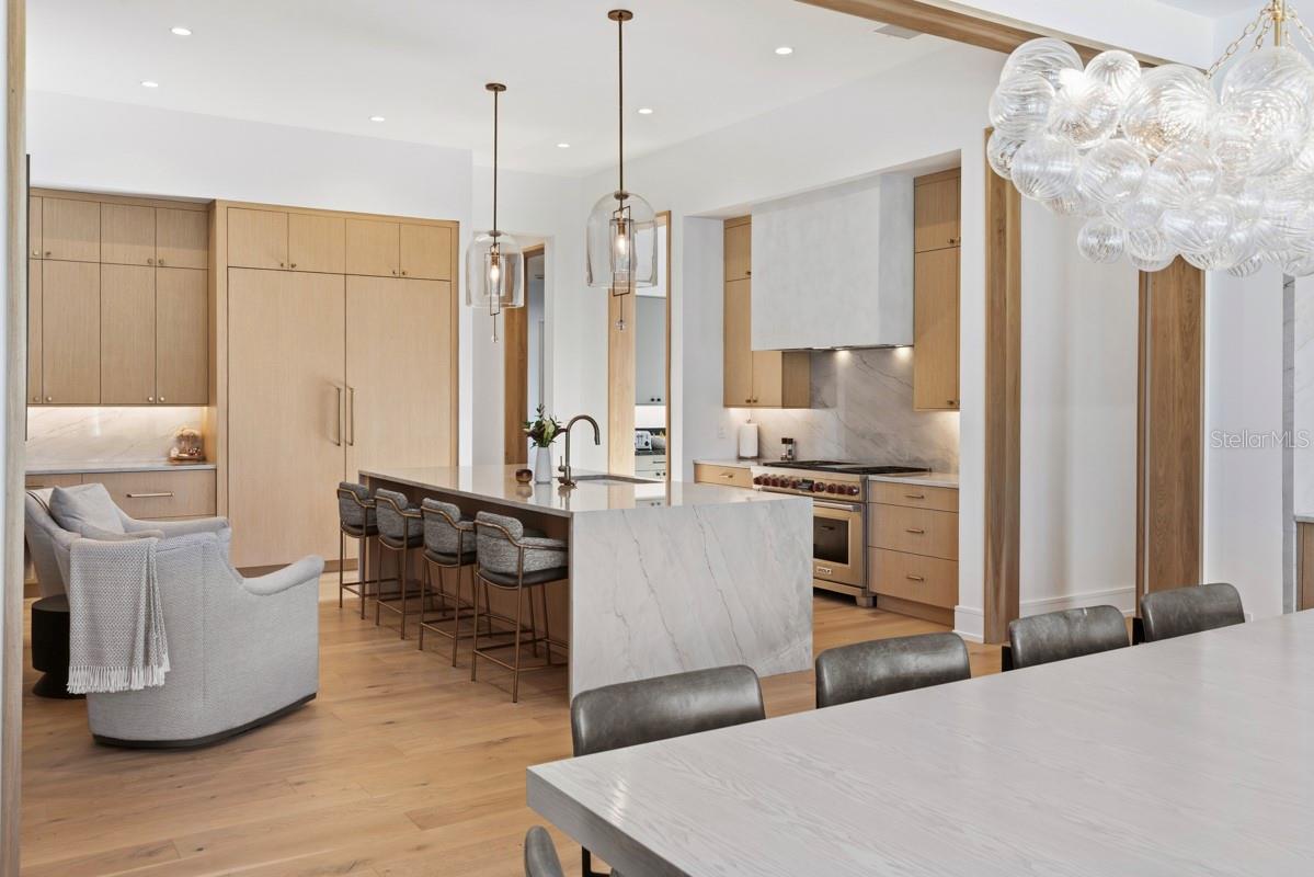 O6366095 Property Photo