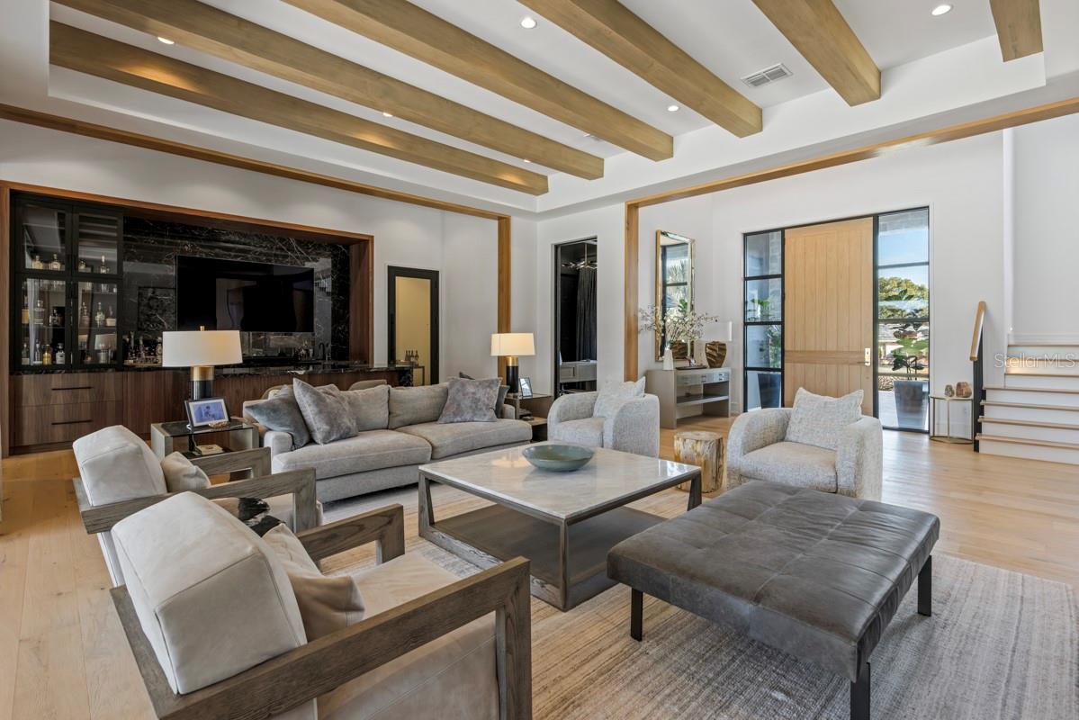 O6366095 Property Photo