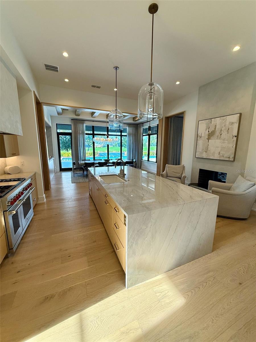 O6366095 Property Photo