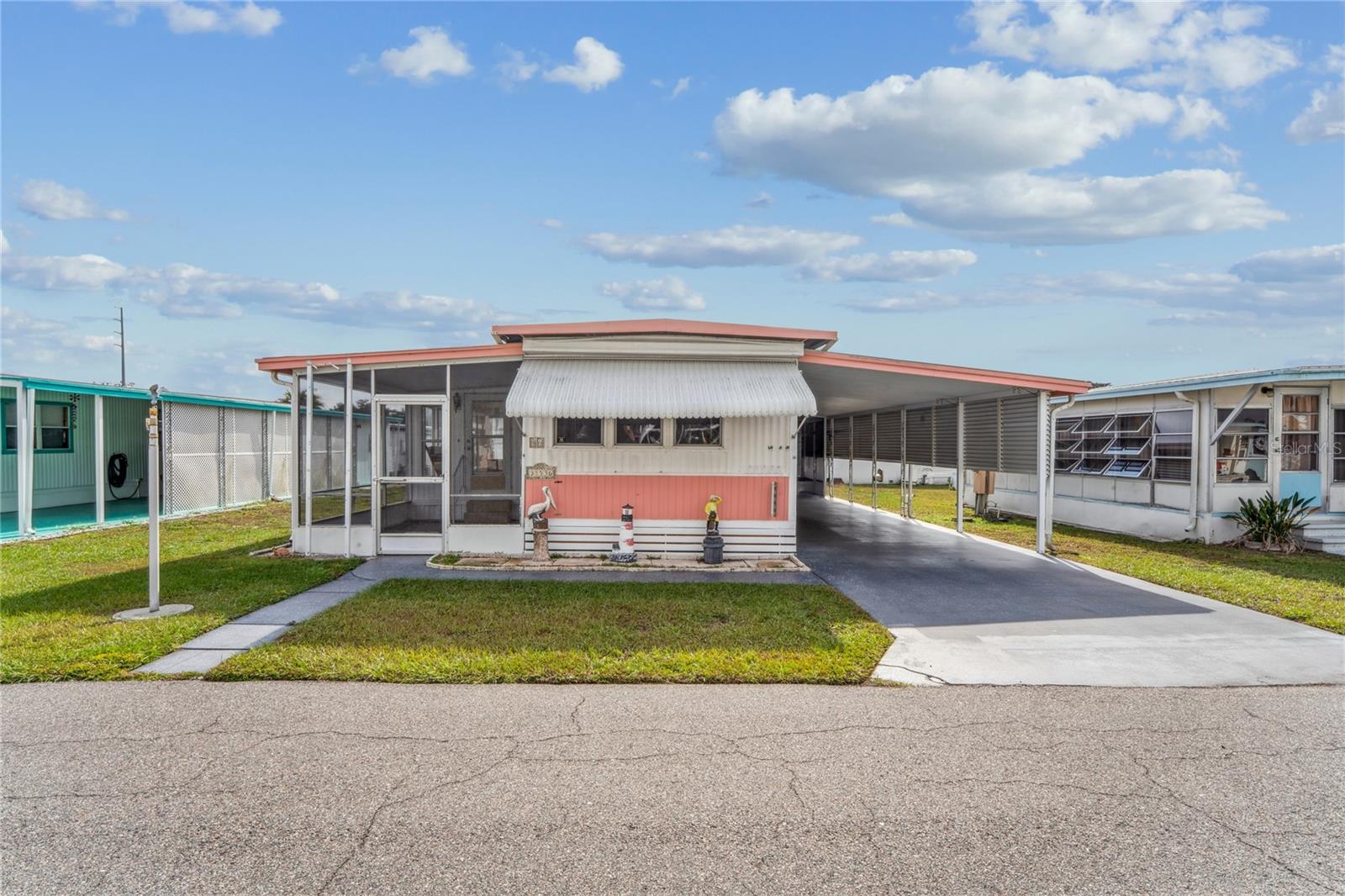 TB8454943 Property Photo