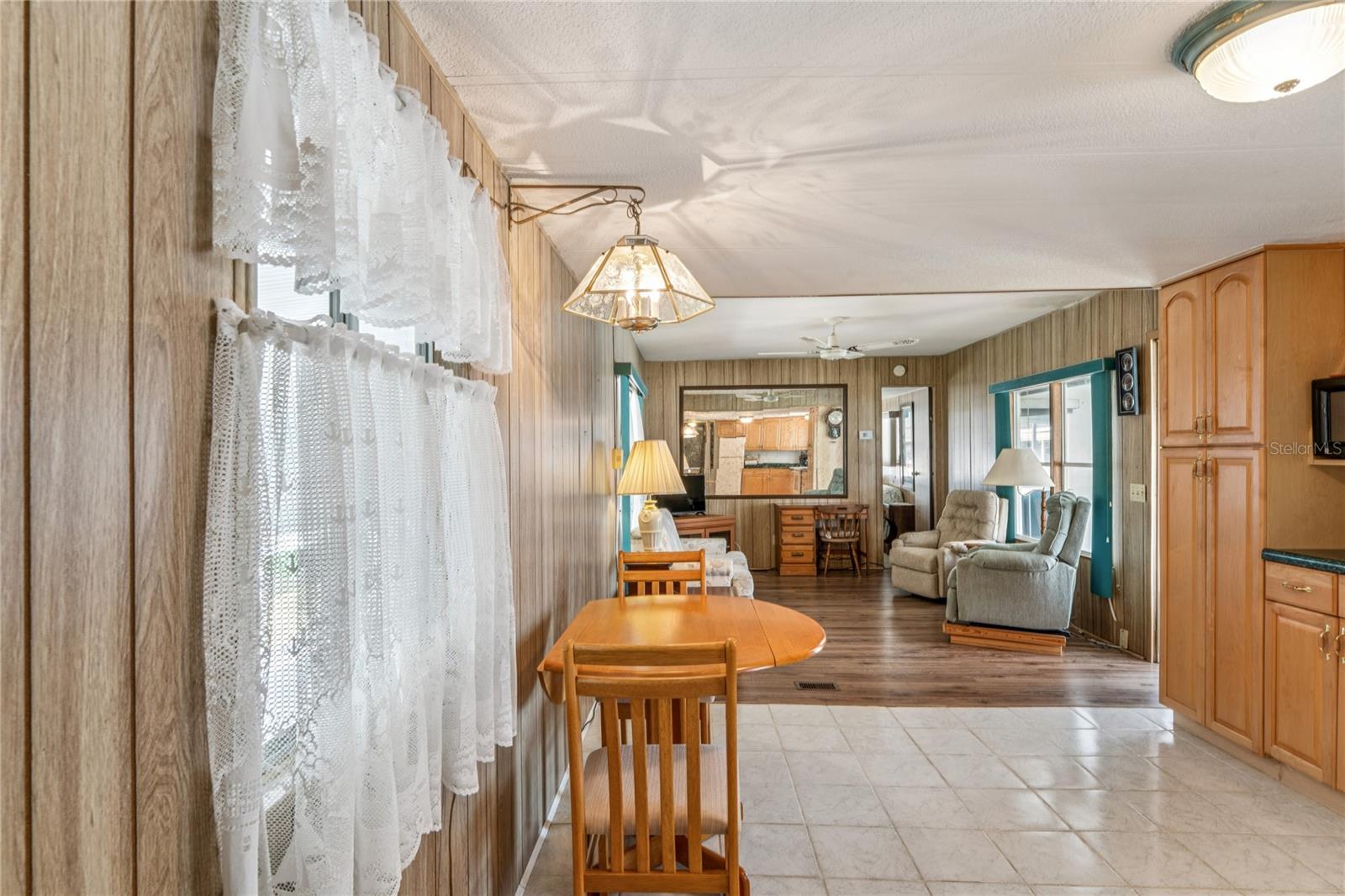 TB8454943 Property Photo