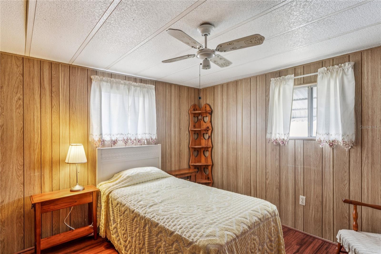 TB8454943 Property Photo