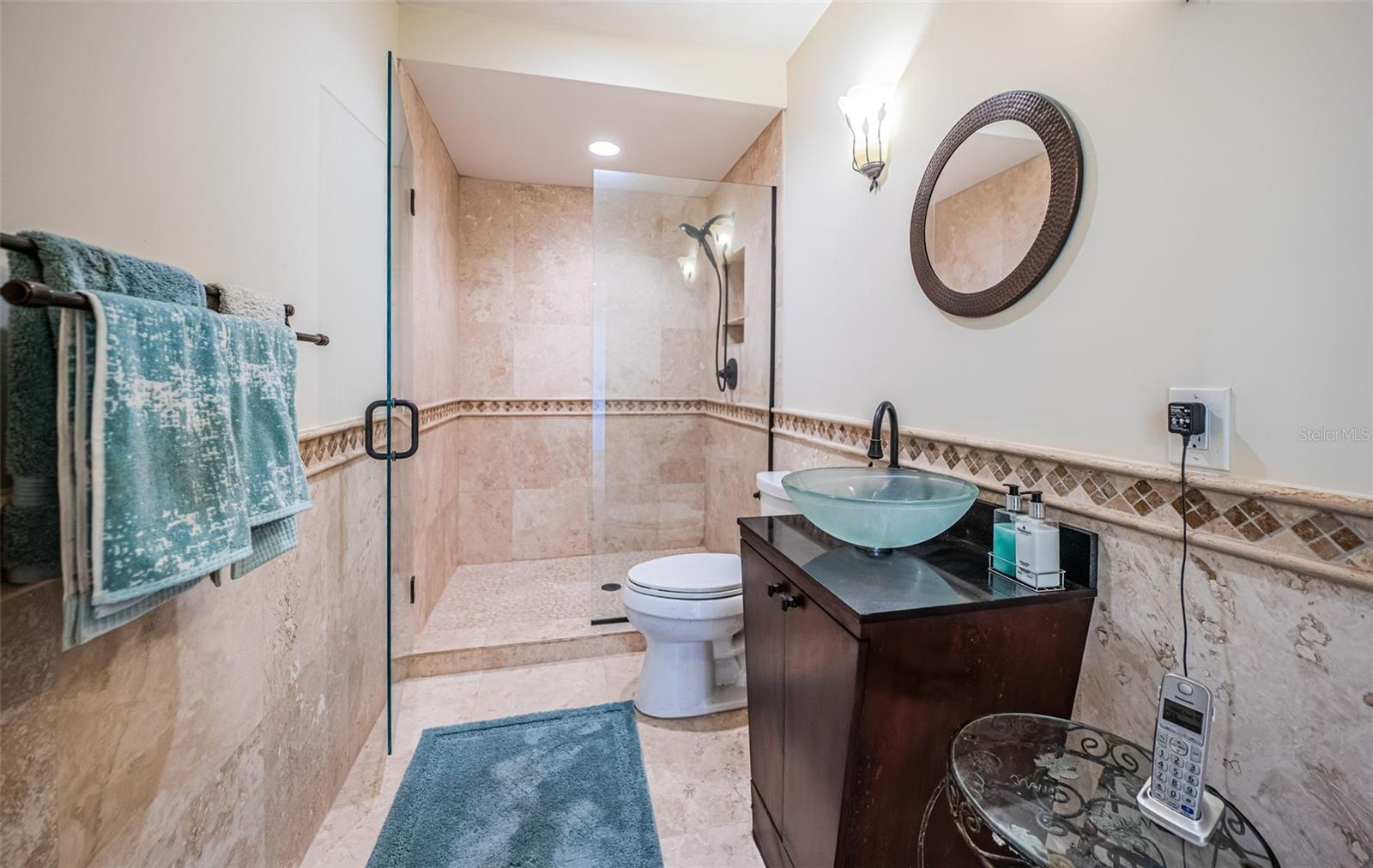 TB8454964 Property Photo