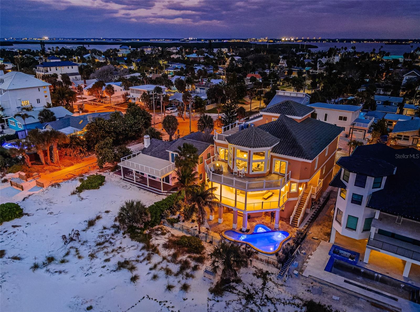 TB8454964 Property Photo