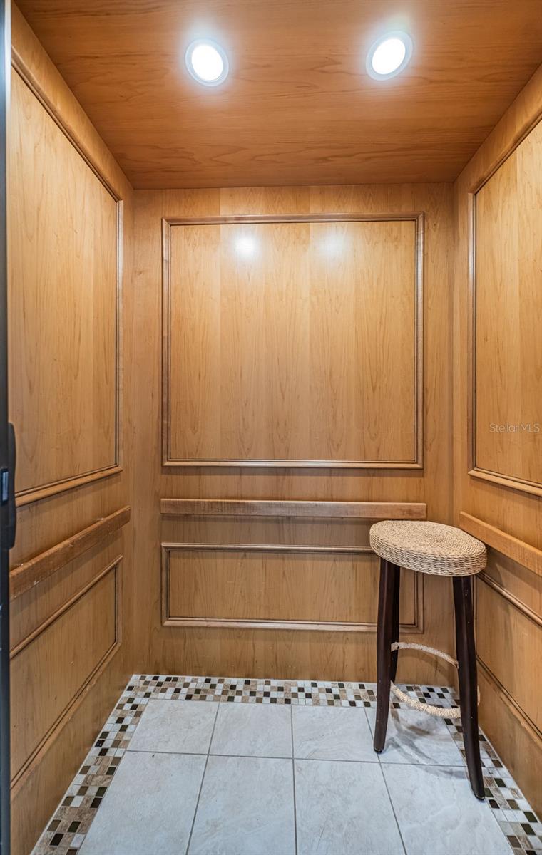 TB8454964 Property Photo