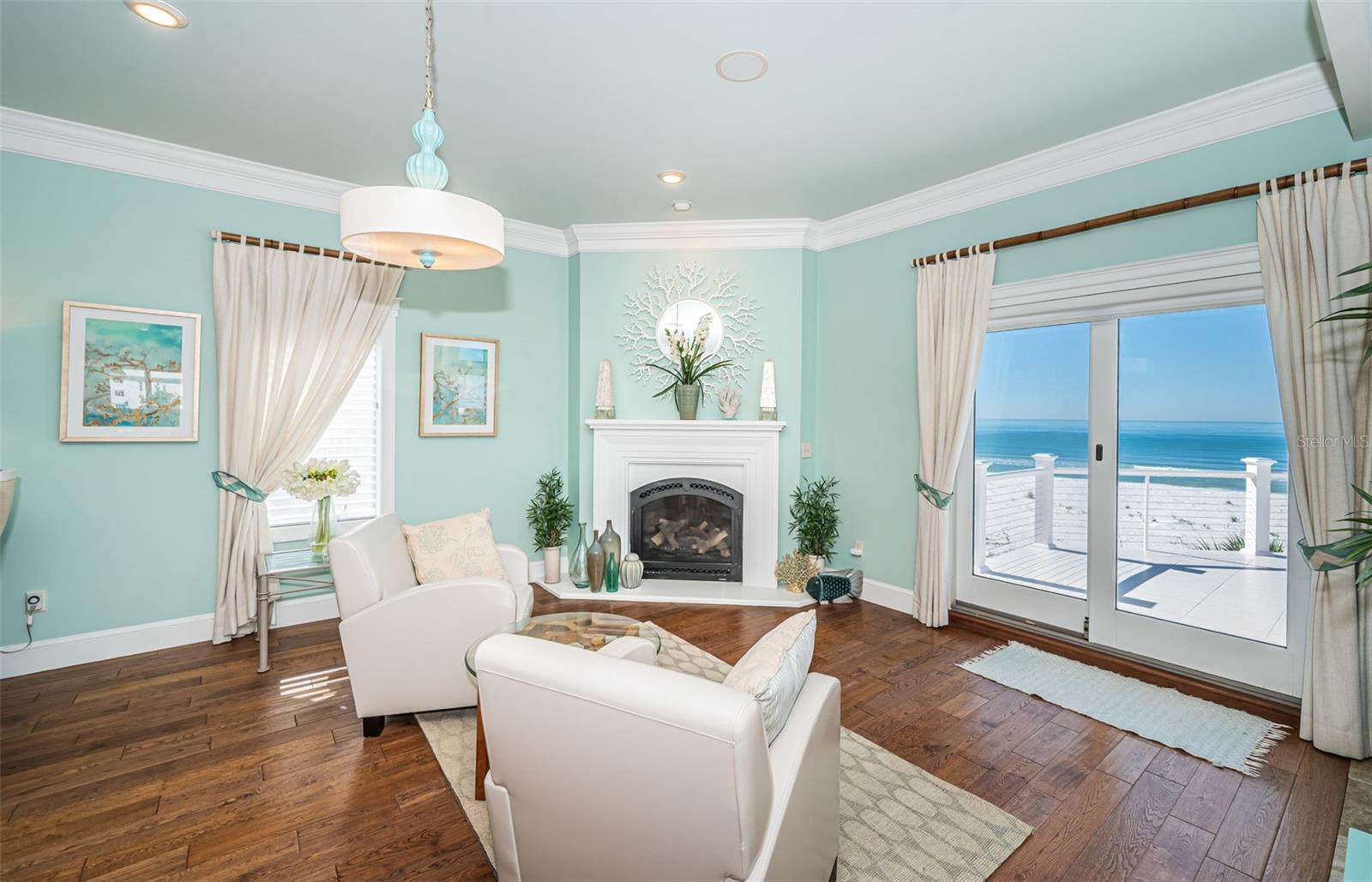 TB8454964 Property Photo